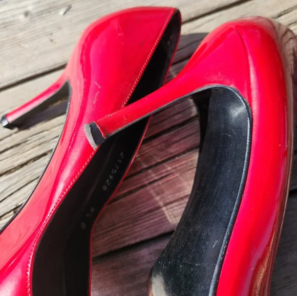 Stuart Weitzman heels - Picture 7 of 10